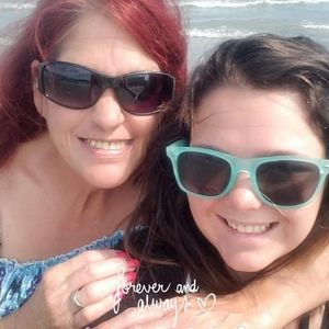 Meet your Posher, Jeannie